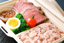 極柔牛モモ赤身のマッスル弁当1